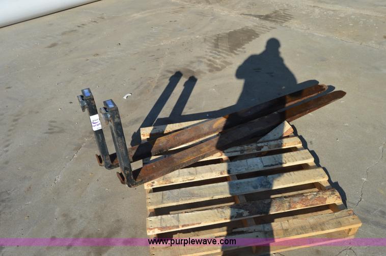 image for item I6913 6'L forks