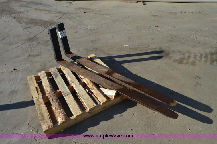 image for item I6913 6'L forks