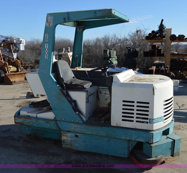 image for item I6915 Tennant 528 self-propelled sweeper