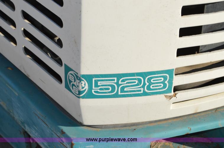 image for item I6915 Tennant 528 self-propelled sweeper