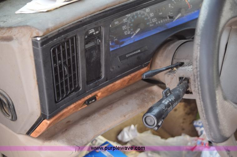 image for item I8537 1996 Buick LeSabre Custom