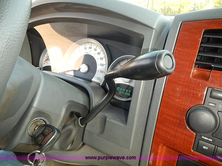 image for item J3051 2005 Dodge Dakota SLT pickup truck