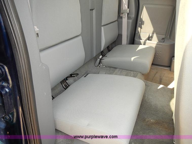 image for item J3051 2005 Dodge Dakota SLT pickup truck