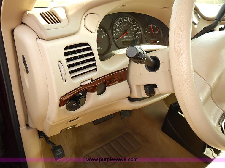 image for item J3052 2004 Chevrolet Impala