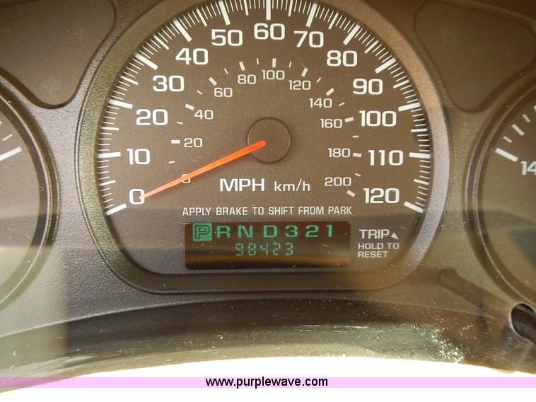 image for item J3052 2004 Chevrolet Impala