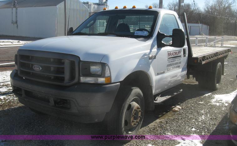 image for item K2772 2003 Ford F450 Super Duty XL flatbed truck