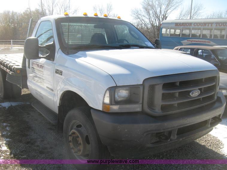 image for item K2772 2003 Ford F450 Super Duty XL flatbed truck