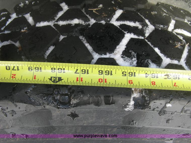 image for item K2773 2000 International 4700 flatbed truck