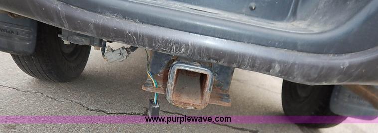 image for item K7292 2004 Toyota Tundra pickup truck