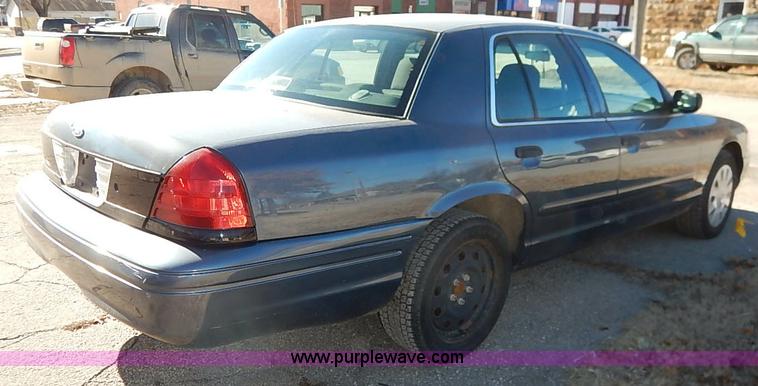 image for item K7293 2007 Ford Crown Victoria Police Interceptor