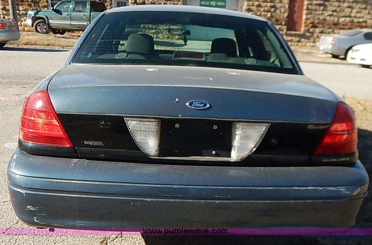 image for item K7293 2007 Ford Crown Victoria Police Interceptor
