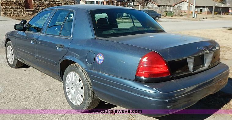 image for item K7293 2007 Ford Crown Victoria Police Interceptor