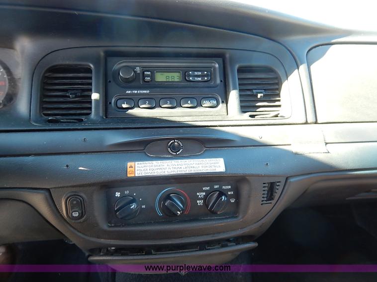 image for item K7293 2007 Ford Crown Victoria Police Interceptor