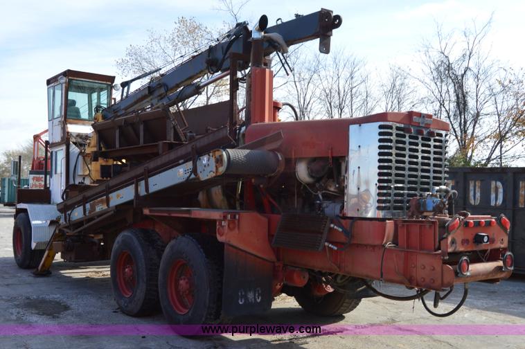 image for item Z9013 1978 Oshkosh B2344-6 proto type tire grinder truck