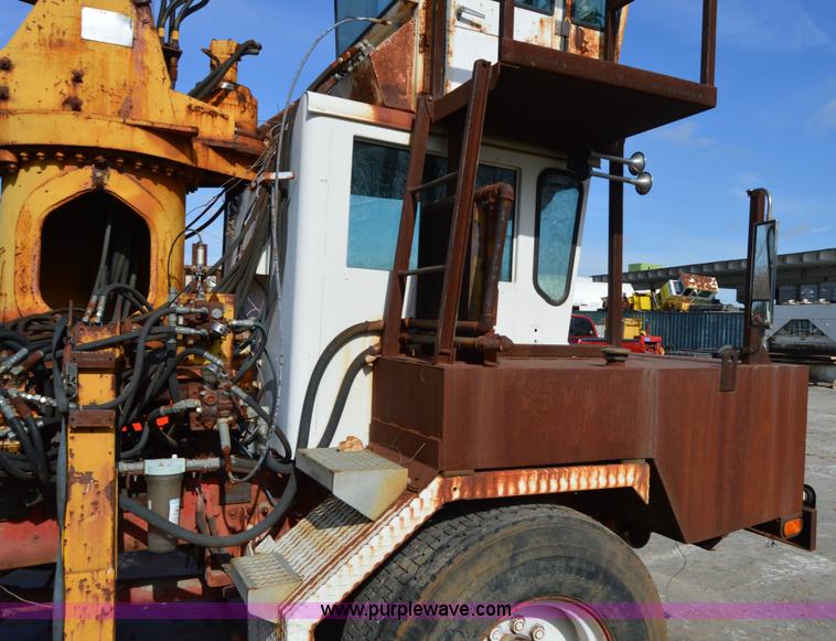 image for item Z9013 1978 Oshkosh B2344-6 proto type tire grinder truck