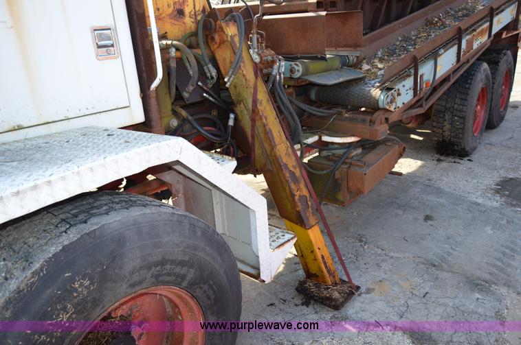 image for item Z9013 1978 Oshkosh B2344-6 proto type tire grinder truck