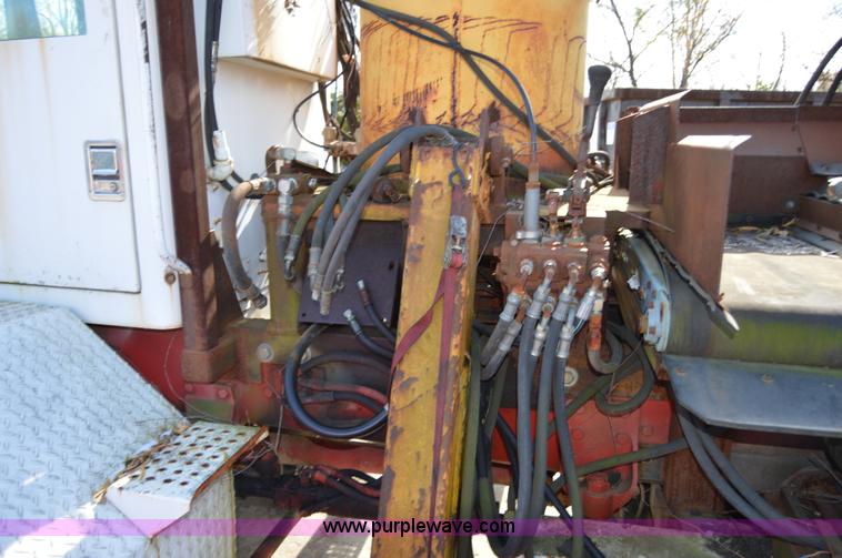 image for item Z9013 1978 Oshkosh B2344-6 proto type tire grinder truck