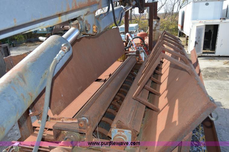 image for item Z9013 1978 Oshkosh B2344-6 proto type tire grinder truck