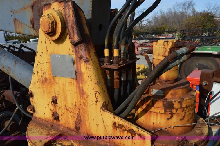 image for item Z9013 1978 Oshkosh B2344-6 proto type tire grinder truck