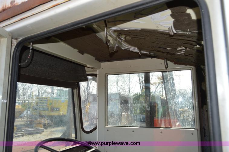 image for item Z9013 1978 Oshkosh B2344-6 proto type tire grinder truck