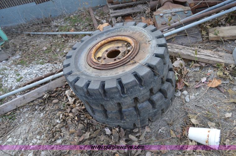 image for item Z9270 (4) solid rubber tires and wheels
