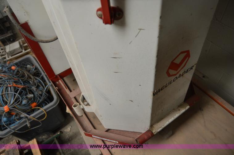 image for item Z9272 Vaculoader vacuum system