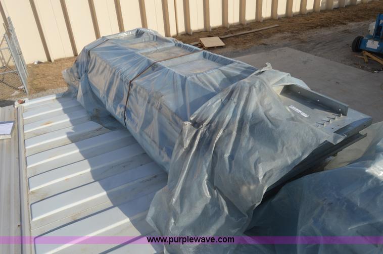 image for item Z9274 (2) open front industrial paint booth