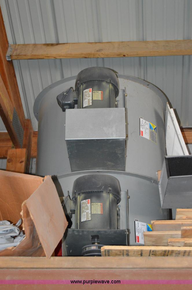 image for item Z9274 (2) open front industrial paint booth