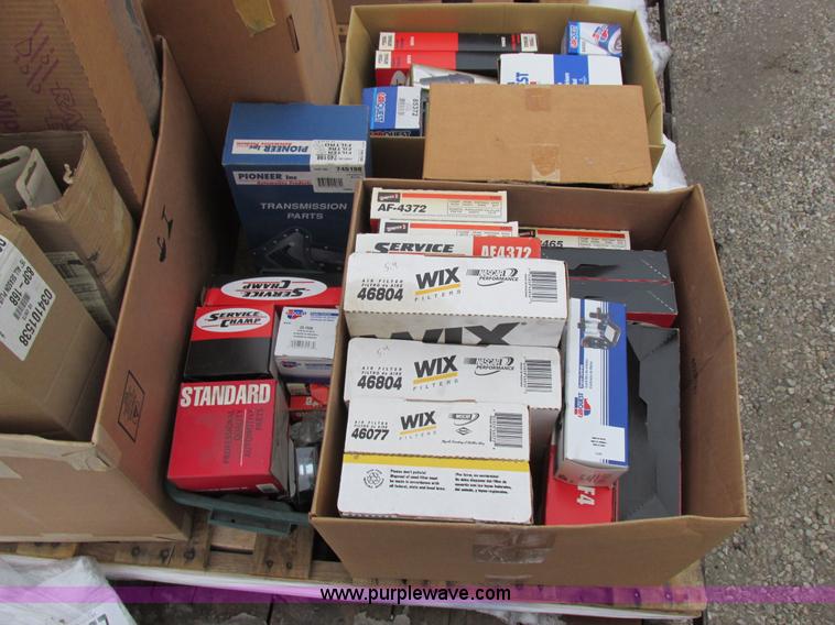 image for item Z9627 Assorted automotive parts