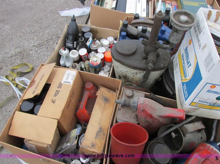 image for item Z9627 Assorted automotive parts