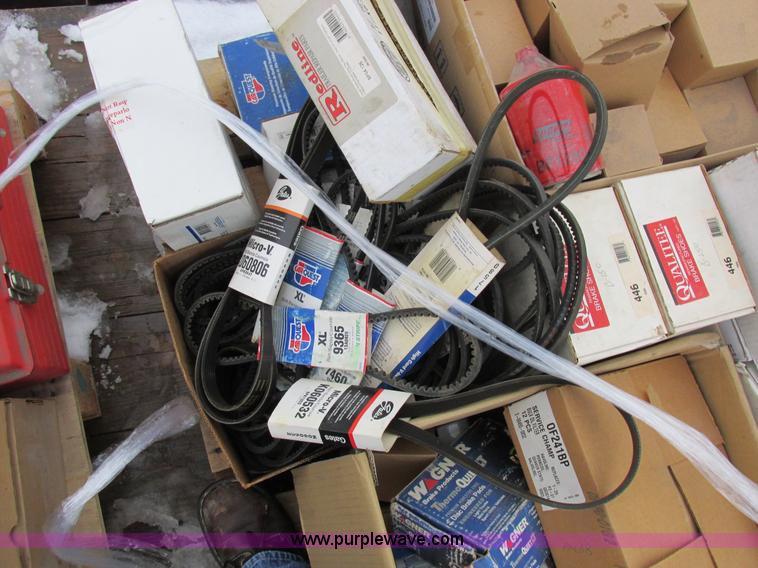 image for item Z9627 Assorted automotive parts