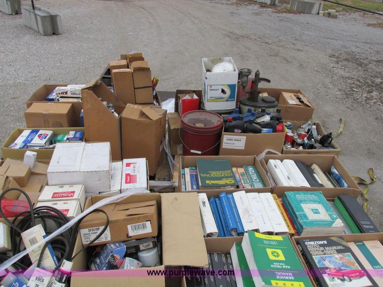 image for item Z9627 Assorted automotive parts