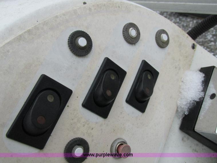 image for item Z9632 1992 Rinker Flotilla III pontoon boat