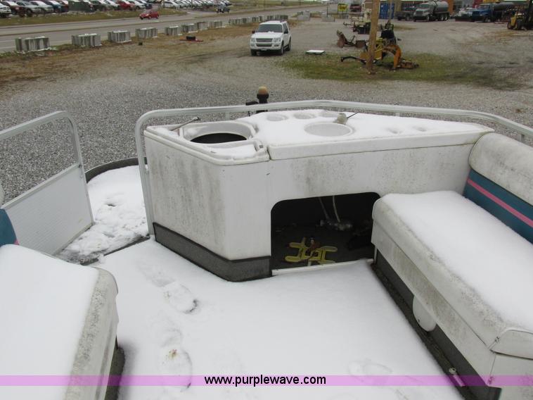 image for item Z9632 1992 Rinker Flotilla III pontoon boat