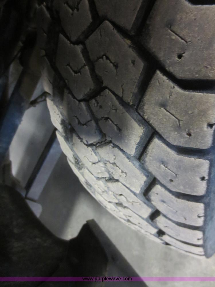 image for item D2242 2010 Dodge Ram 5500 bucket truck