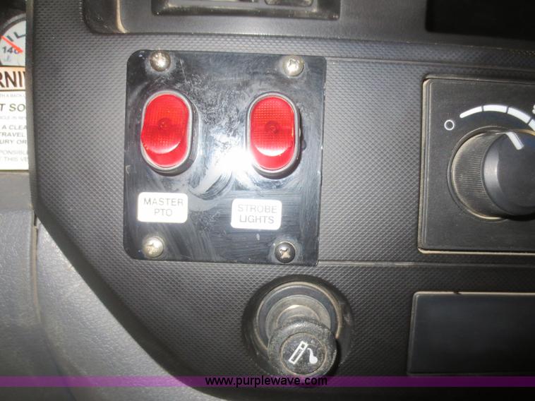 image for item D2242 2010 Dodge Ram 5500 bucket truck