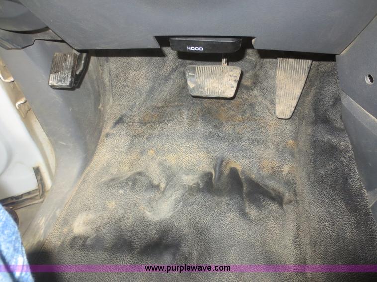 image for item D2242 2010 Dodge Ram 5500 bucket truck