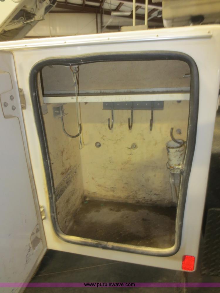 image for item D2242 2010 Dodge Ram 5500 bucket truck