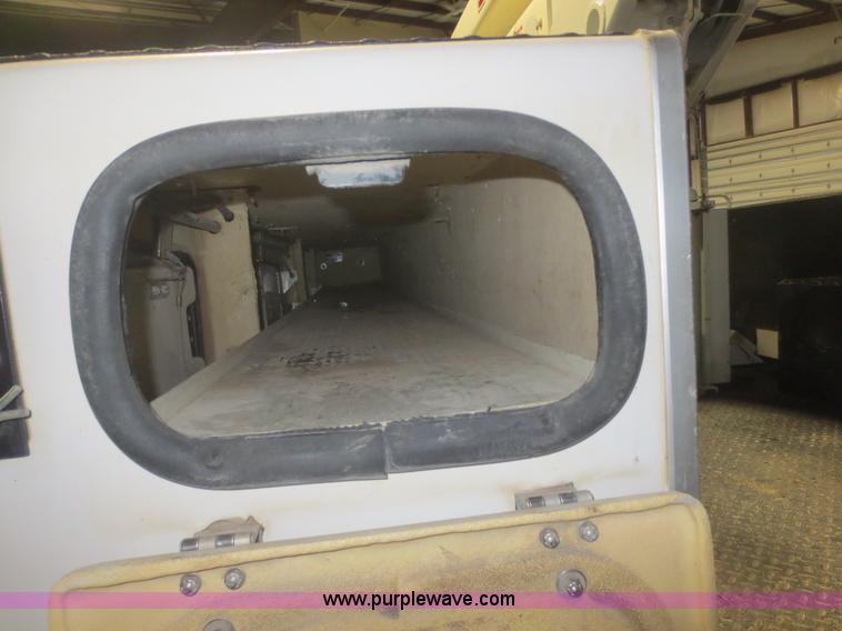 image for item D2242 2010 Dodge Ram 5500 bucket truck