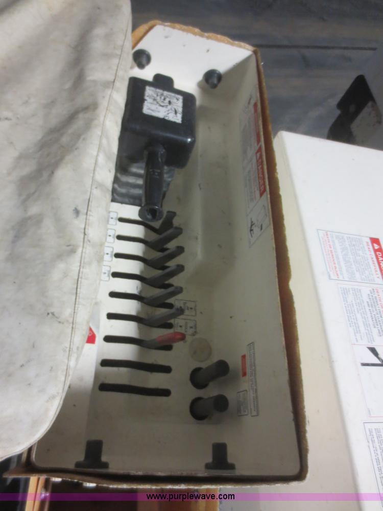 image for item D2242 2010 Dodge Ram 5500 bucket truck