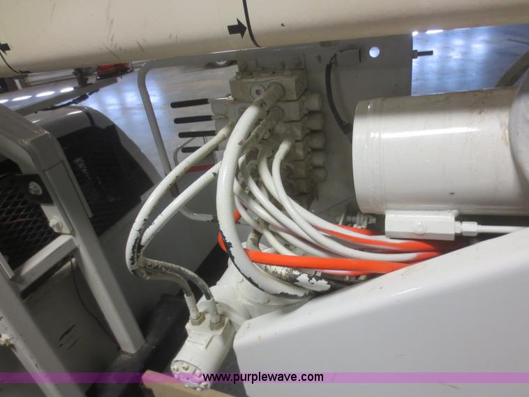 image for item D2242 2010 Dodge Ram 5500 bucket truck