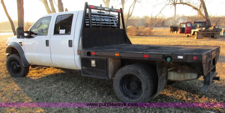 image for item D2244 2008 Ford F550 Super Duty XL flatbed truck
