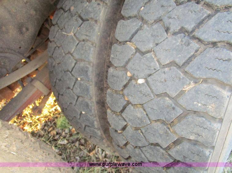 image for item D2244 2008 Ford F550 Super Duty XL flatbed truck