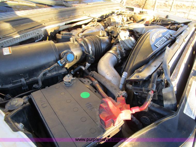 image for item D2244 2008 Ford F550 Super Duty XL flatbed truck