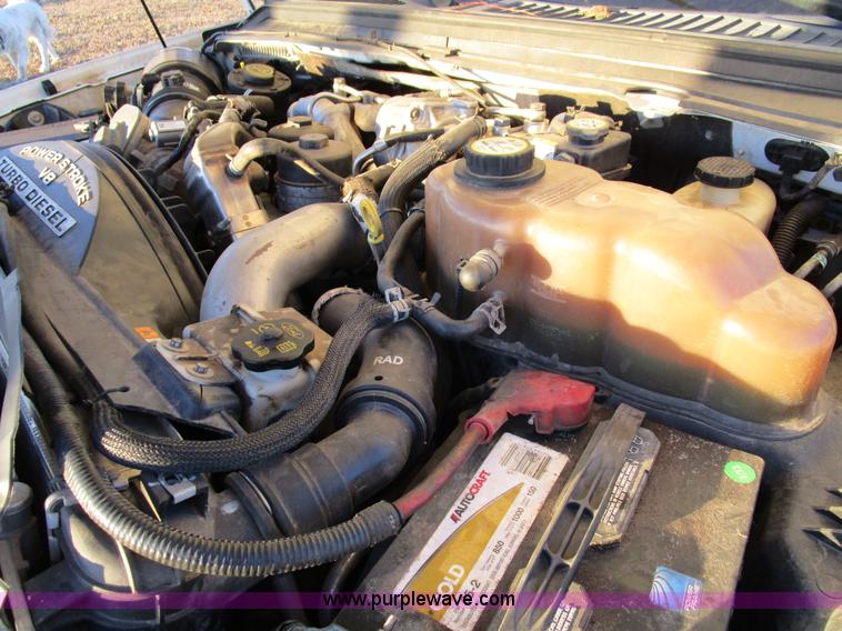 image for item D2244 2008 Ford F550 Super Duty XL flatbed truck