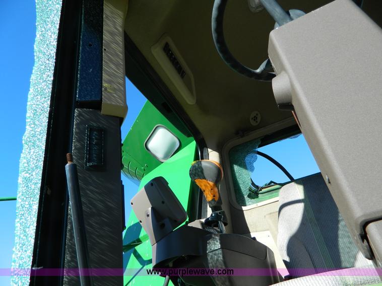 image for item D6110 2009 John Deere 9770 STS combine