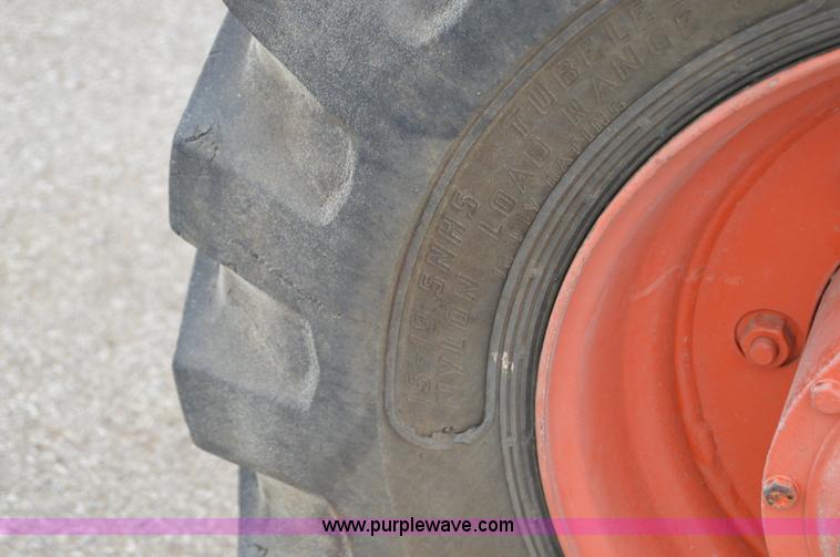 image for item F8915 2001 Snorkel TB66J boom lift