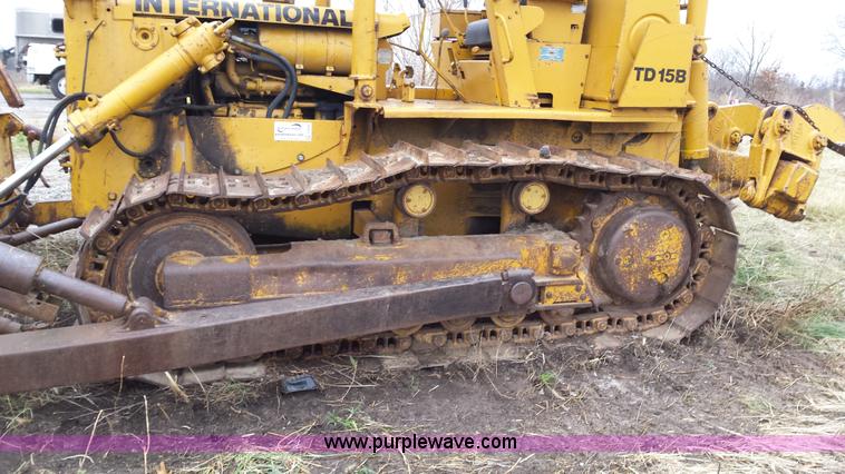 image for item F8928 1971 International TD15B-PS dozer