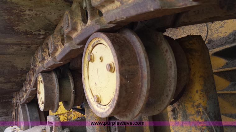 image for item F8928 1971 International TD15B-PS dozer