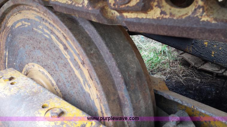 image for item F8928 1971 International TD15B-PS dozer